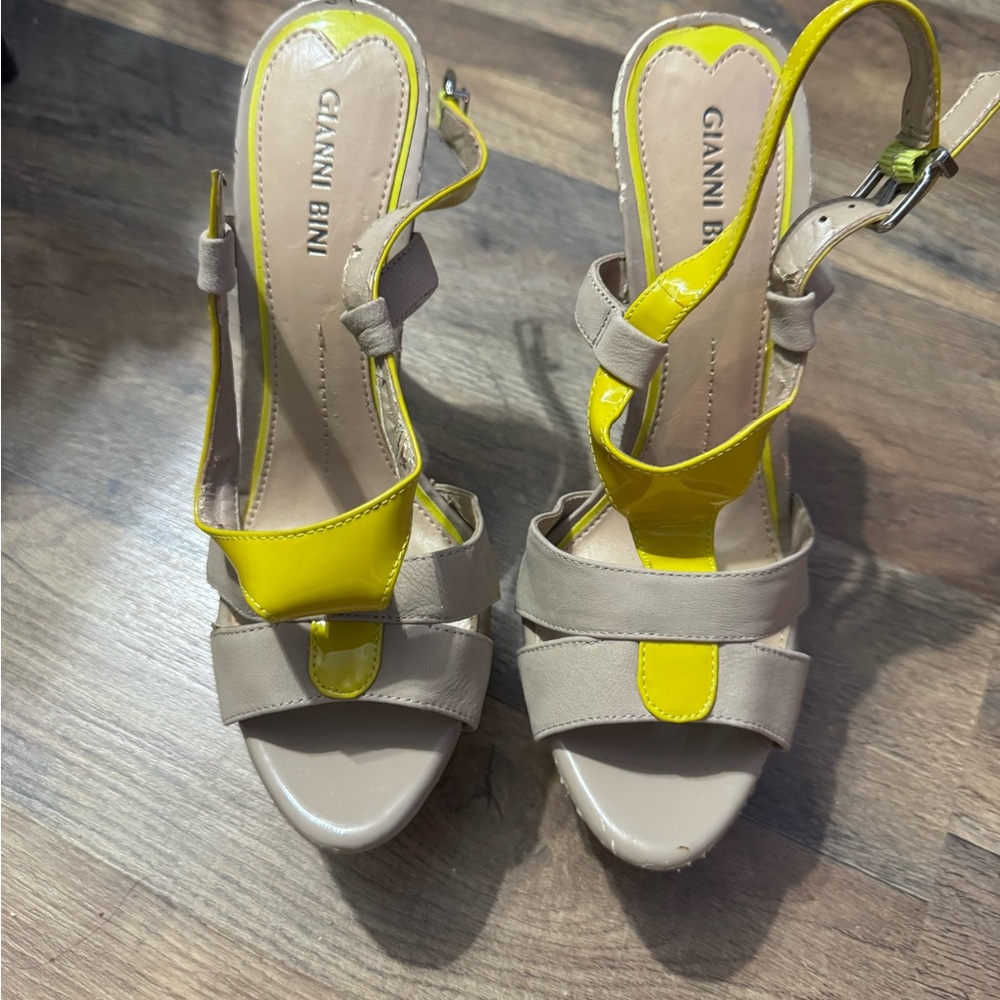 Gianni Bini Beige and Yellow Heels